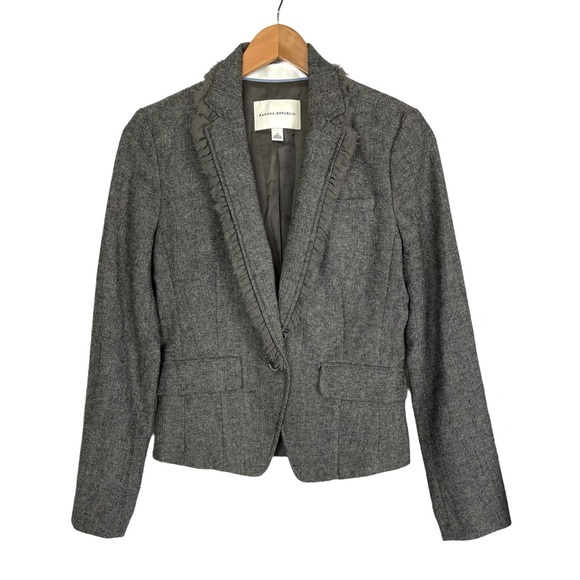 Banana Republic Wool Tweed Herringbone Ruffle Trim Blazer Preppy Quiet Luxury - Picture 2 of 11